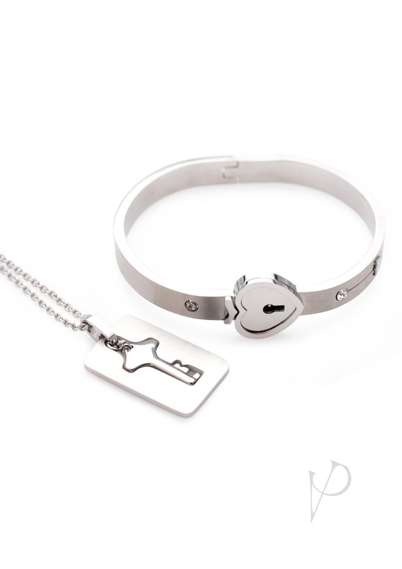 Master Series Cuffed Locking Bracelet And Key Necklace - Silver